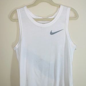nike girl’s tank top